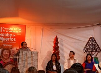 Artesanos michoacanos piden que no les aumenten el derecho de piso por vender artesanías en Pátzcuaro