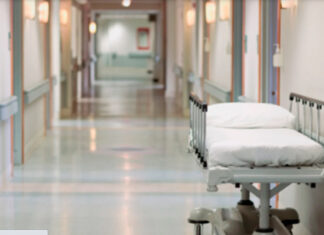 Joven es amputado de las dos piernas por comer sobras del día anterior