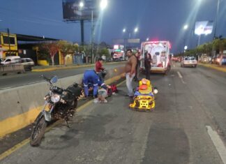 Noche de accidentes de motociclistas en Morelia, un joven falleció