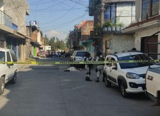 Asesinan a un hombre a balazos cerca de la Plaza Ágora en Uruapan