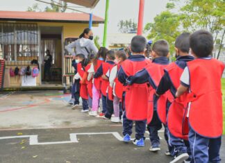 Asignan 136 plazas de docentes en preescolares de comunidades en Michoacán