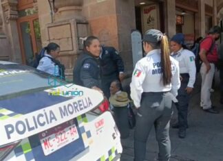 Invidente es canalizado al DIF por orinar en el centro histórico y faltar al respeto a ciudadanos