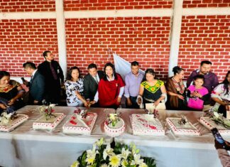 En Coeneo se llevaron a cabo 21 matrimonios colectivos tradicionales en el Registro Civil