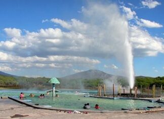 El Géiser de Ixtlán uno de los principales atractivos turísticos de Michoacán