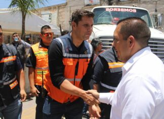 Gobierno de Tarímbaro entrega equipo y camiones a Protección civil y Bomberos