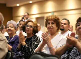 Comienzan a darse de alta en el ISSSTE 5 mil docentes jubilados de Michoacán