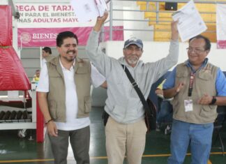 Michoacán avanza en el proceso de bancarización: 12 mil adultos mayores reciben tarjetas de pensión
