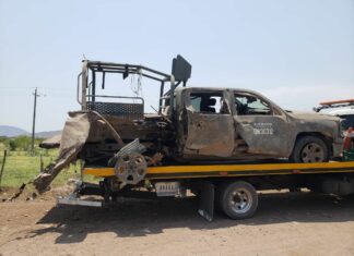 #Michoacán Mina explota cuando pasaba patrulla militar, hay soldados heridos de gravedad