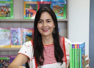 46 michoacanos participaron en la elaboración de libros de texto: SEE