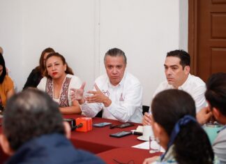 Ahorros de renegociación de deuda se destinan a obra pública: Luis Navarro