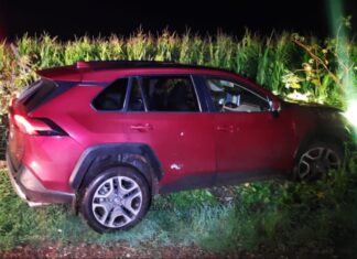 Tras persecución y con videovigilancia, SSP y policía de Zamora recuperan vehículo robado momentos antes