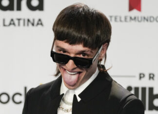 Peso Pluma se lleva la noche con 8 premios Billboard