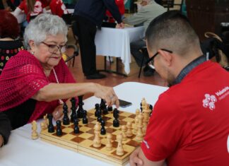 Voluntarios de Oxxo Celebran el «Día del Adulto Mayor» en Morelia