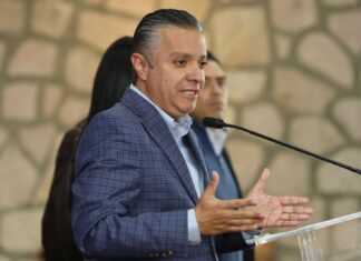 Hasta el 15 de diciembre, plazo para condonar recargos vehiculares: Luis Navarro