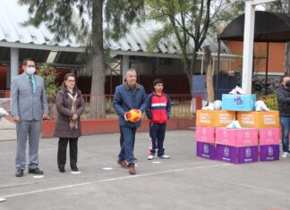 Avanza a paso firme entrega de calzado escolar a secundarias: SEE