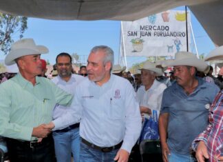 Michoacán, de los primeros en distribuir fertilizante gratuito a agricultores en 2024