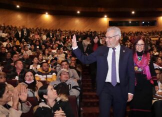 Educación dejó de ser una mercancía; ahora hay salarios justos y puntuales para docentes: Bedolla