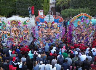 Celebra Tarímbaro Martes de Carnaval