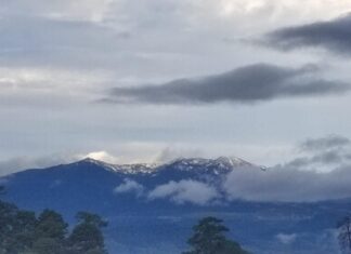 Cae nieve en Pico de Tancítaro; PC pide extremar precauciones