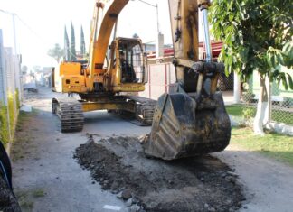 Dignifica Bladimir González vialidades en Tarímbaro