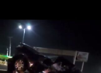 Joven Vuelca su Auto en el Periférico Paseo de la República, Morelia:VIDEO