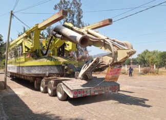 Llega segunda maquinaria de la Marina para rescatar el lago de Pátzcuaro