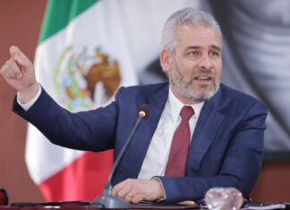 Michoacanos en EU no están solos ante leyes racistas antimigrantes: Bedolla