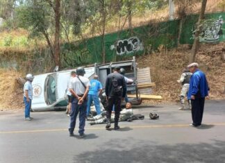 Accidente Vehicular: Vuelca Camioneta de la Guardia Nacional en Morelia, Tres Heridos