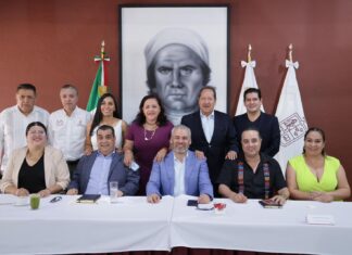 Bedolla y diputados federales electos acuerdan gestionar rehabilitación carretera