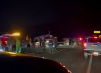 Una mujer muerta y 3 lesionados deja aparatoso accidente en autopista Siglo XXI