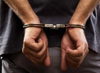 Detiene Fiscalía General a presunto responsable de violar a su hijastra de 3 años, en el municipio de Charo