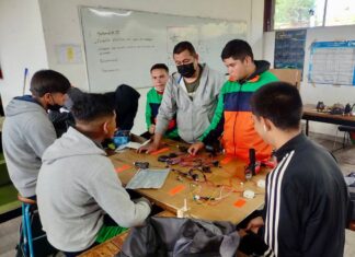 Rífatela y elige estudiar; abiertas inscripciones para prepa y universidad