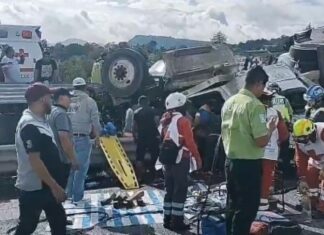 Accidente en el Arco Norte: Se llevan pantallas y licuadoras