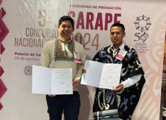 Artesanos michoacanos ganan tercer lugar y mención en Concurso Nacional del Sarape
