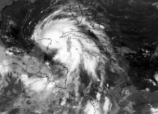 Helene ya es huracán; el Centro Nacional de Huracanes de EUA alerta de marejadas potencialmente mortales