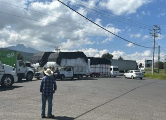 Comunicados sobre bloqueo en la Carapan-Uruapan por la búsqueda de Juan Guzmán Roque