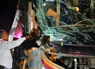 Autobús Choca Contra Camión de Carga en la Siglo XXI: 12 Heridos