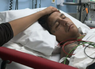 Christian Nodal es hospitalizado de emergencia por una infección estomacal