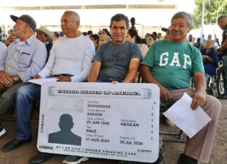 Entregan 60 visas; familias se reencontrarán con sus hijos migrantes: Bedolla