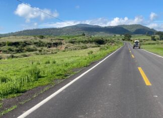 Listas 2 conservaciones carreteras en región Oriente; se invirtieron 231 mdp