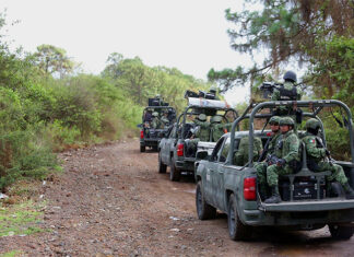 Con Helicóptero Artillado, Ejército Contraataca Agresión de Criminales en Tierra Caliente; Abaten a un Delincuente