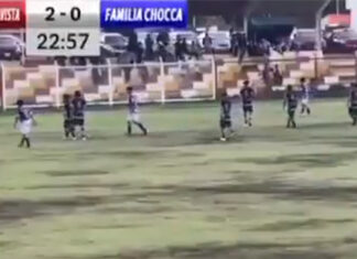 VIDEO FUERTE | Un rayo impacta a futbolistas en Perú: Muere un jugador y otro queda gravemente herido