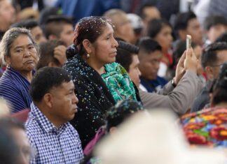 Entrega Bedolla motopatrullas del Fortapaz a autogobiernos indígenas