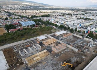 Construcción de escuelas en Villas del Pedregal con 63% de avance: SCOP