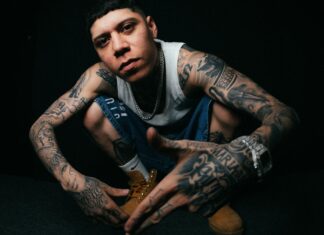 Santa Fe Klan podría tener nueva novia; lo captan besando a una joven en Guanajuato