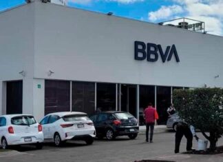 Asaltan a cuentahabiente en sucursal bancaria de Macroplaza Estadio en Morelia
