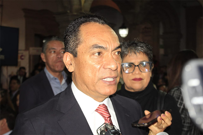 Bandas-delincuenciales-superan-en-capacidad-a-policias-comunitarias-opina-Adrian-Lopez-Solis