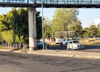 Abuelito es atropellado al intentar cruzar el libramiento en Morelia