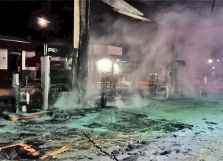 Ataque a gasolinera en Cuitzeo deja pérdidas totales; también dañan tienda de conveniencia