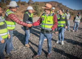 Bedolla supervisa trabajos de segundo anillo periférico de Morelia